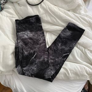 Tuff Athletics marble print leggings